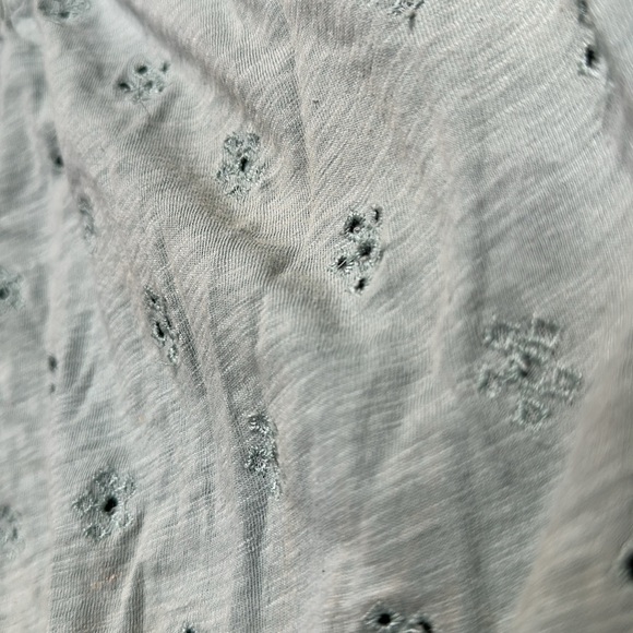 Army green like new crop top - Picture 6 of 7